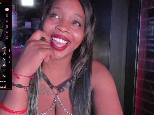 CharlotteBrown-1 webcam