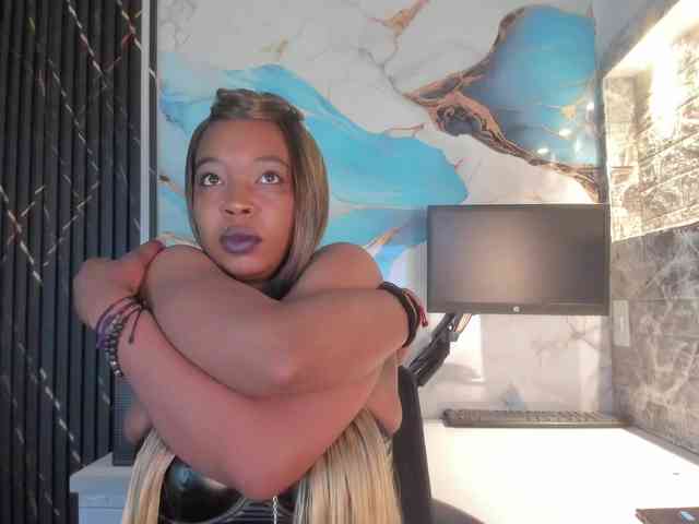 CharlotteBrown-1 webcam