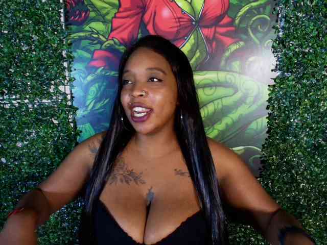 CharlotteBrown-1 webcam