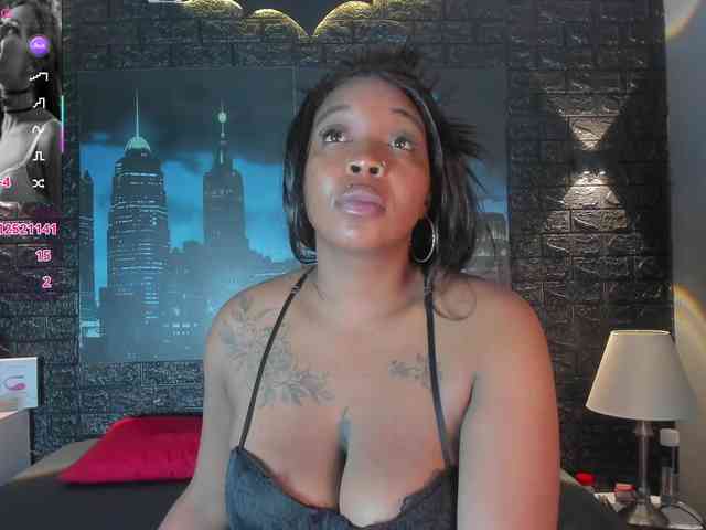 CharlotteBrown-1 webcam