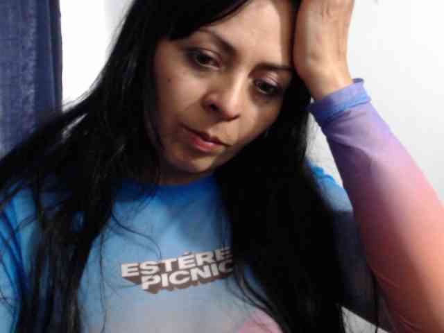 Paola84hotty webcam