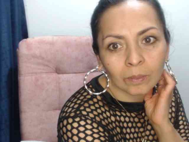 Paola84hotty webcam