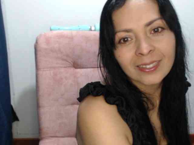 Paola84hotty webcam