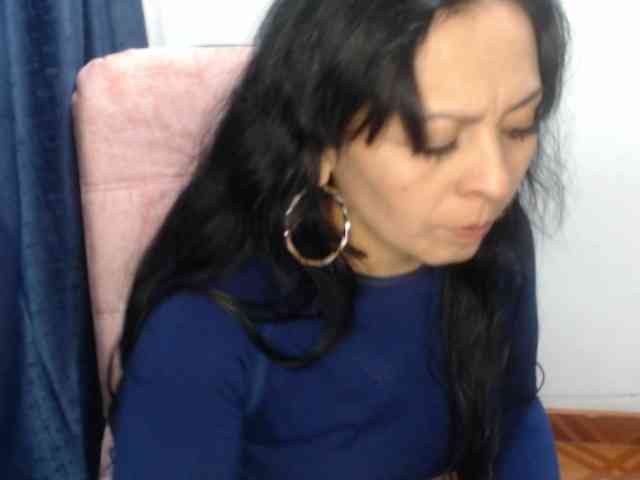Paola84hotty webcam