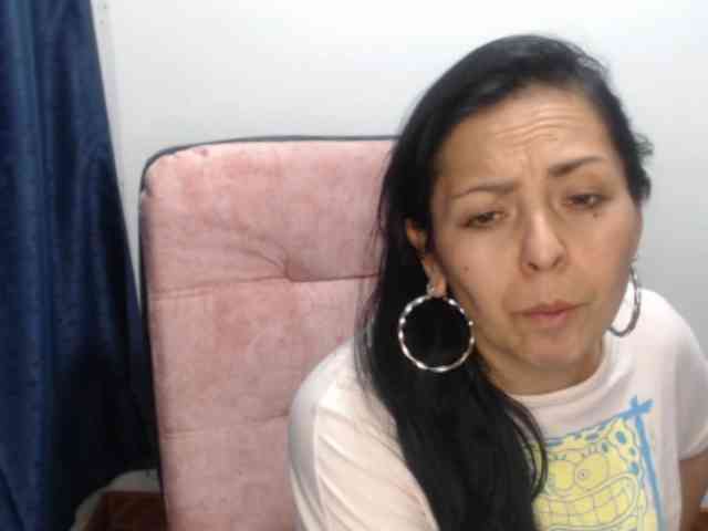 Paola84hotty webcam
