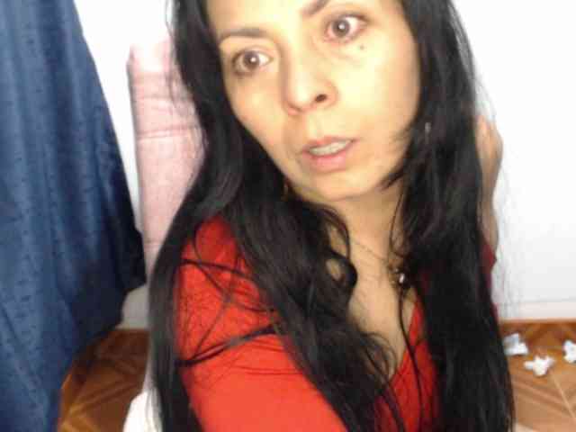 Paola84hotty webcam