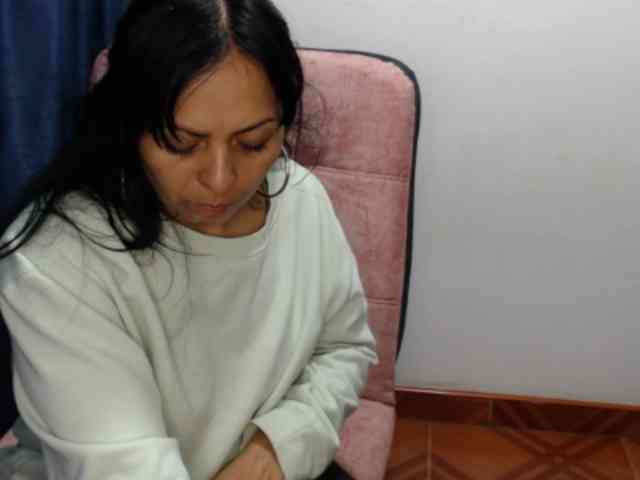 Paola84hotty webcam