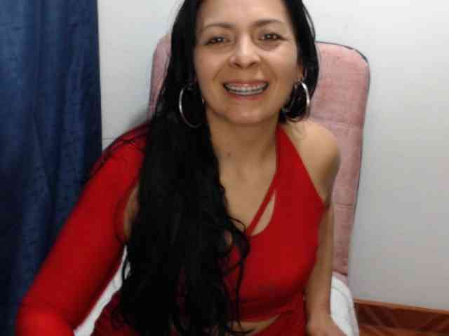 Paola84hotty webcam
