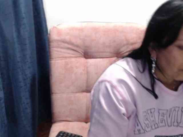 Paola84hotty webcam