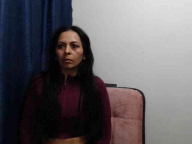 Paola84hotty webcam