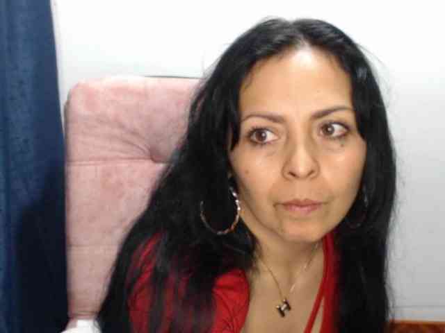 Paola84hotty webcam