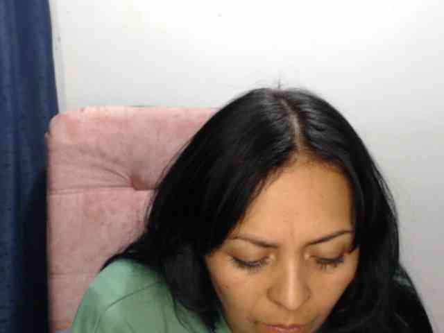 Paola84hotty webcam