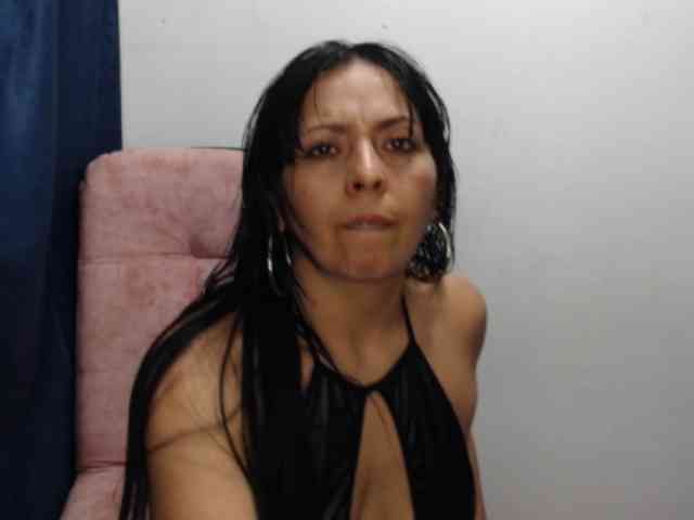 Paola84hotty webcam