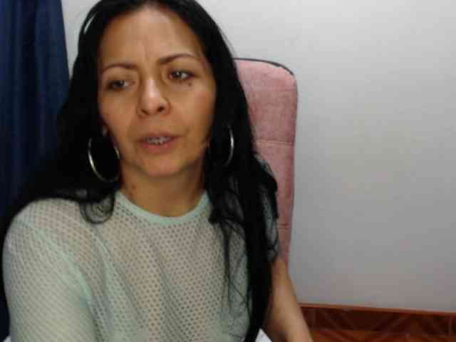 Paola84hotty webcam