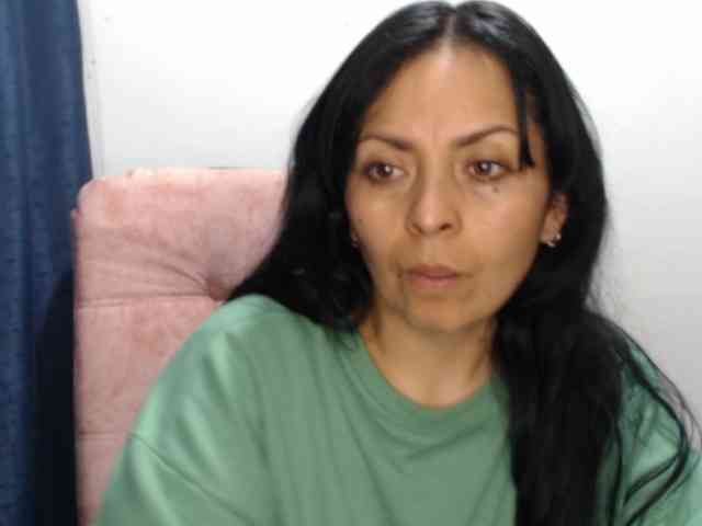 Paola84hotty webcam