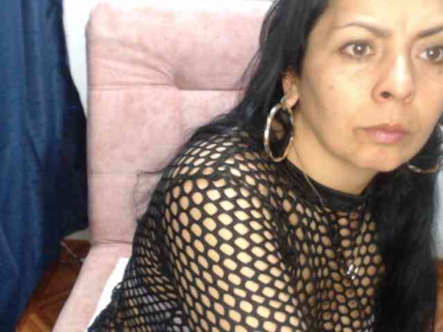 Paola84hotty webcam