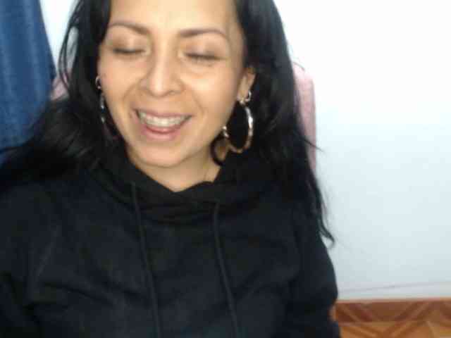 Paola84hotty webcam
