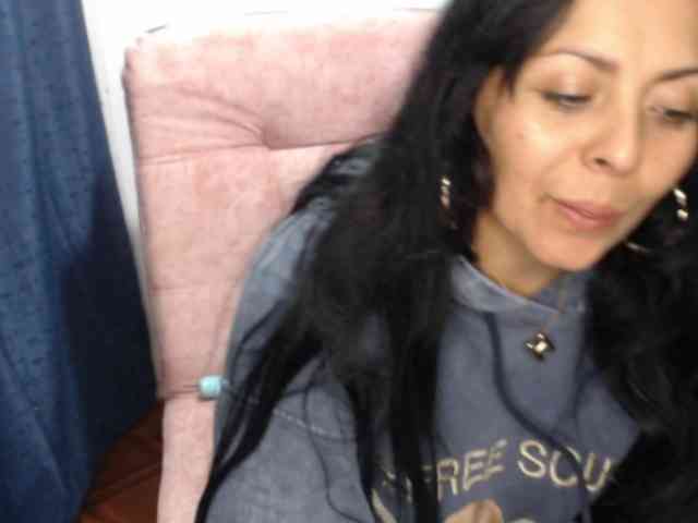 Paola84hotty webcam
