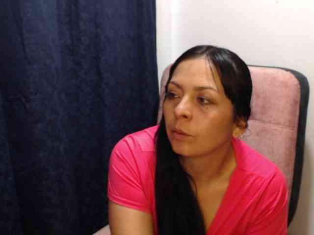 Paola84hotty webcam