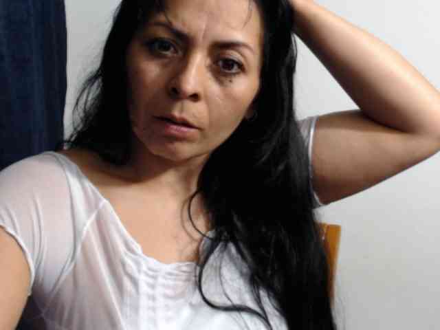 Paola84hotty webcam