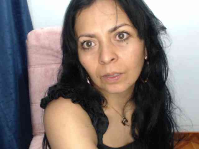 Paola84hotty webcam