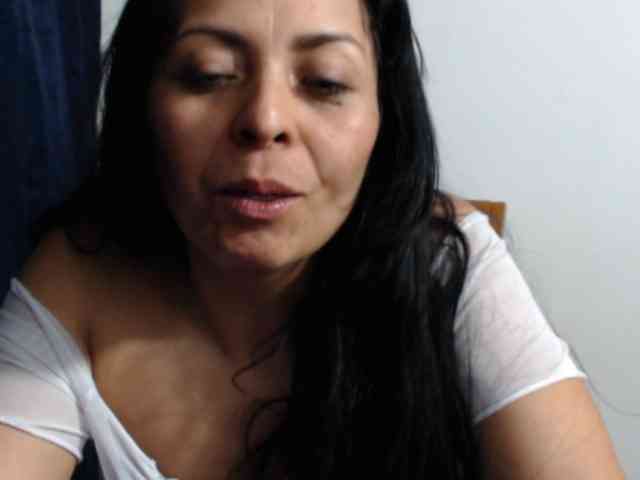 Paola84hotty webcam