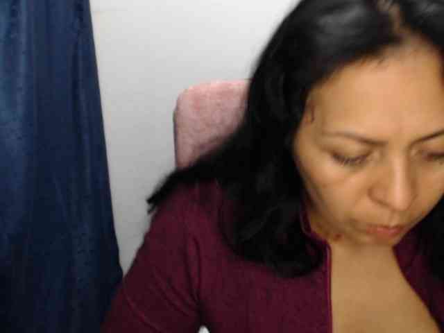 Paola84hotty webcam