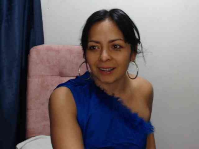 Paola84hotty webcam