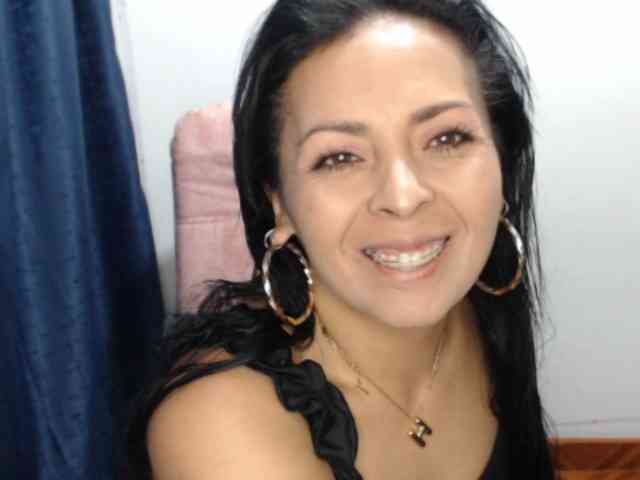 Paola84hotty Live Webcam on BongaCams