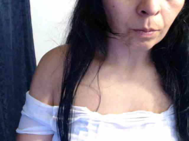 Paola84hotty webcam