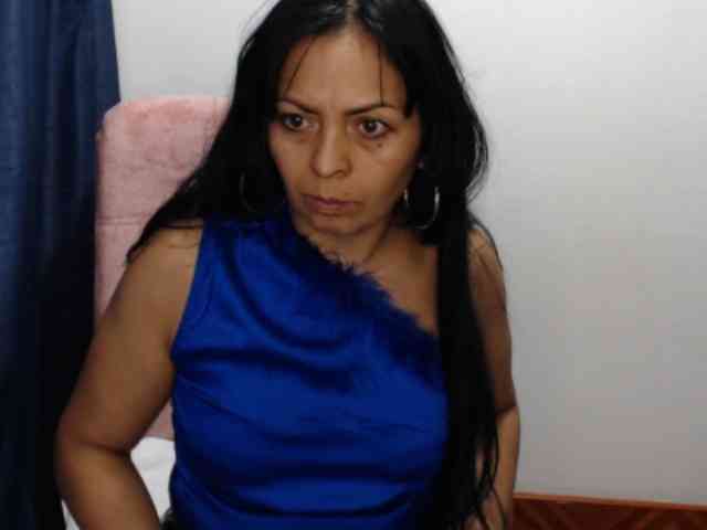 Paola84hotty webcam