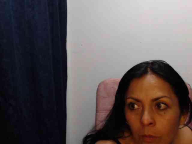 Paola84hotty webcam
