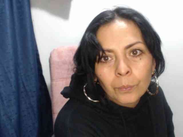 Paola84hotty webcam
