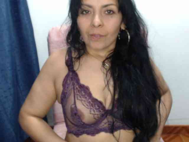 Paola84hotty webcam