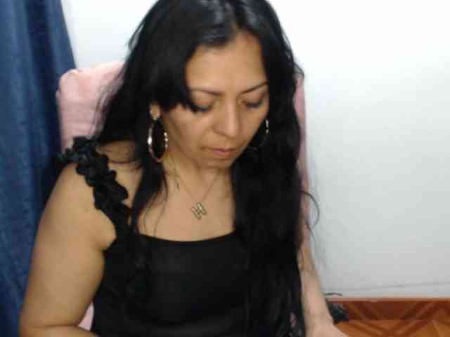 Paola84hotty Live Webcam on BongaCams