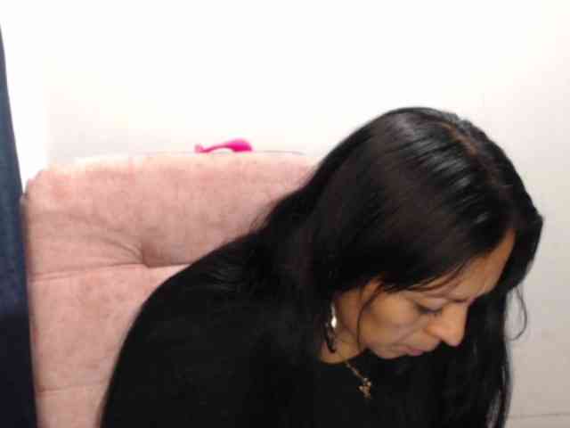 Paola84hotty webcam
