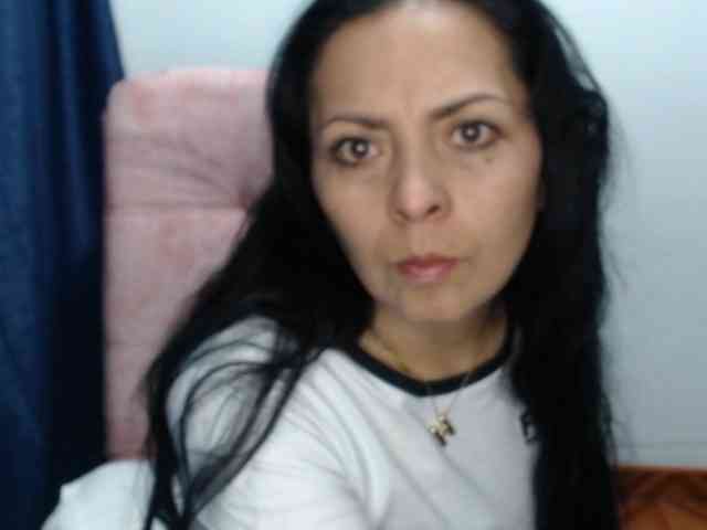 Paola84hotty webcam