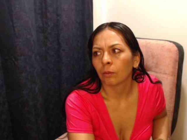 Paola84hotty webcam