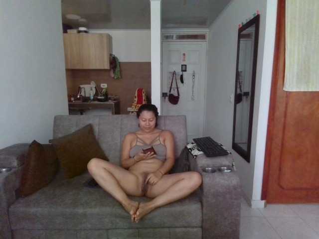 Lorent-7's BongaCams show and profile