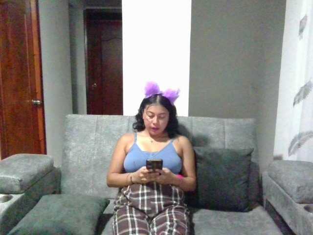 Lorent-0 webcam bongacams model stream image