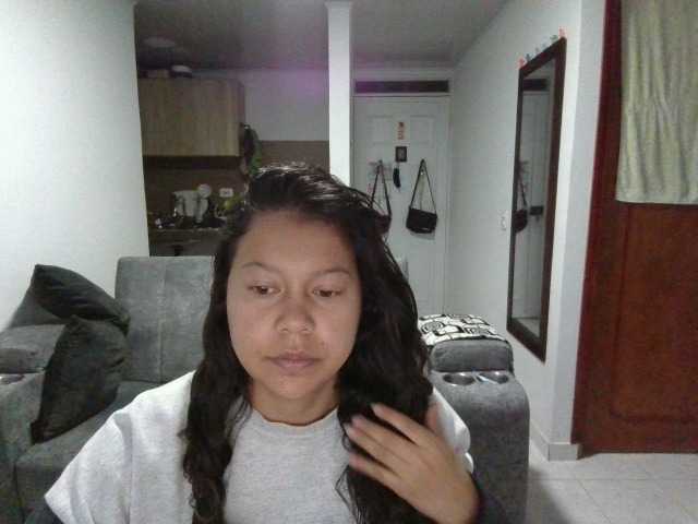 Lorent-7's BongaCams show and profile