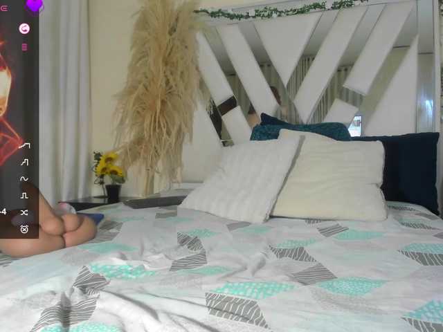 samantha-dimou's BongaCams show and profile