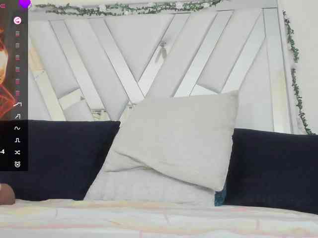 samantha-dimou webcam