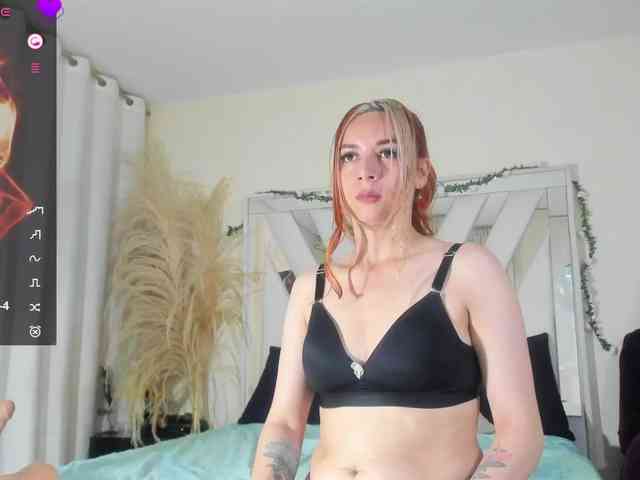 samantha-dimou webcam