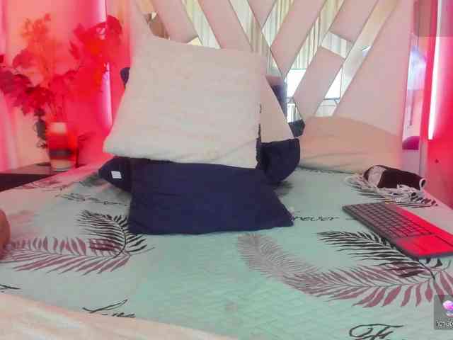 samantha-dimou samantha-dimou