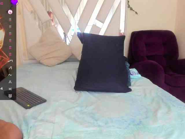 samantha-dimou webcam