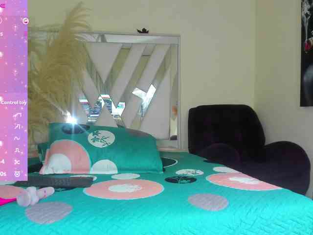 samantha-dimou samantha-dimou