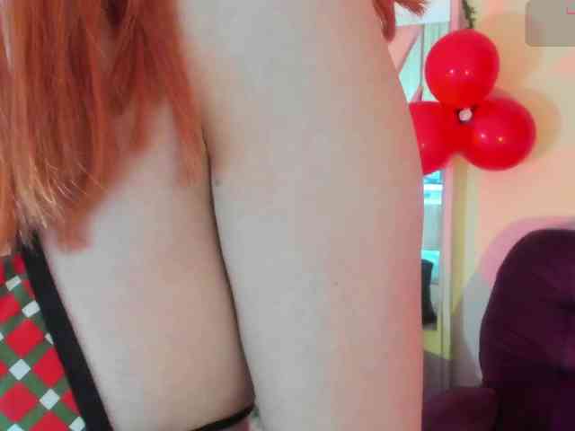 samantha-dimou webcam