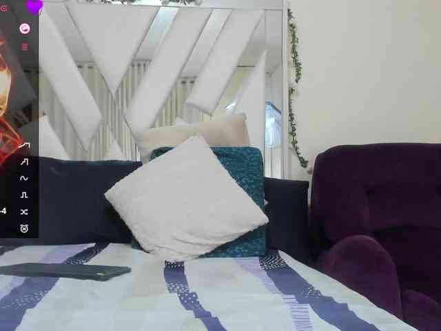 samantha-dimou webcam