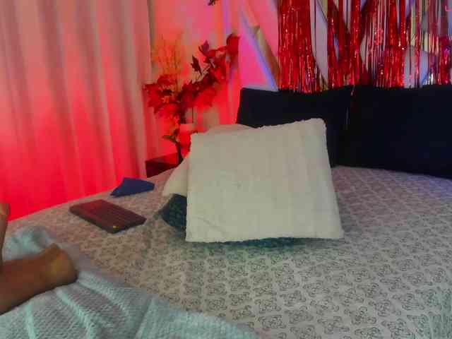 samantha-dimou samantha-dimou